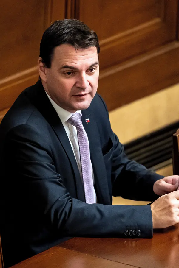 Po blamáži s falešným Pauknerem se Petr Macinka vrátil ve velkém stylu: Oznámil věc, která se „zapíše do dějin“ - fotka 1/1