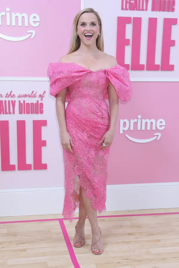 Vau, vy jste si opravdu porodila sama sebe. Reese Witherspoon šokovala podobou s dcerou - fotka 1/1