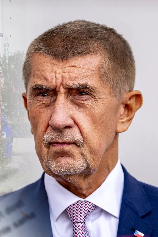 Glosa: V demokracii nepřípustné! Babiši, kvůli tomuhle musí tvoje tramvaj dojet na konečnou - fotka 1/1