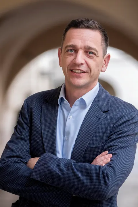 Trsalo se i ve štábech! Grolich po volebním triumfu rozjel taneček. Chlopčík naštěstí chyběl