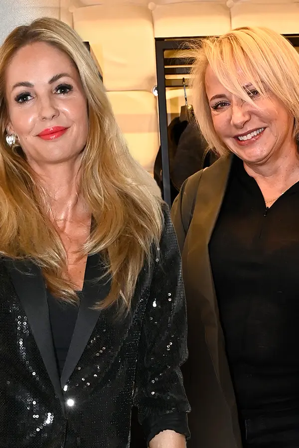 Taková sestava se často nevidí: Bývalka Baroše, ex primátorka i kráska, která vyhrála modelingovou soutěž před 34 lety - fotka 1/1