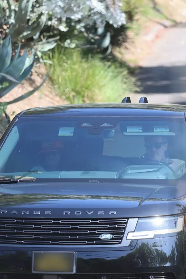 Cindy Crawford s manželem zažívají nejhorší chvíle. Navštívili dům svého zesnulého syna Presleyho (†27) - fotka 1/1
