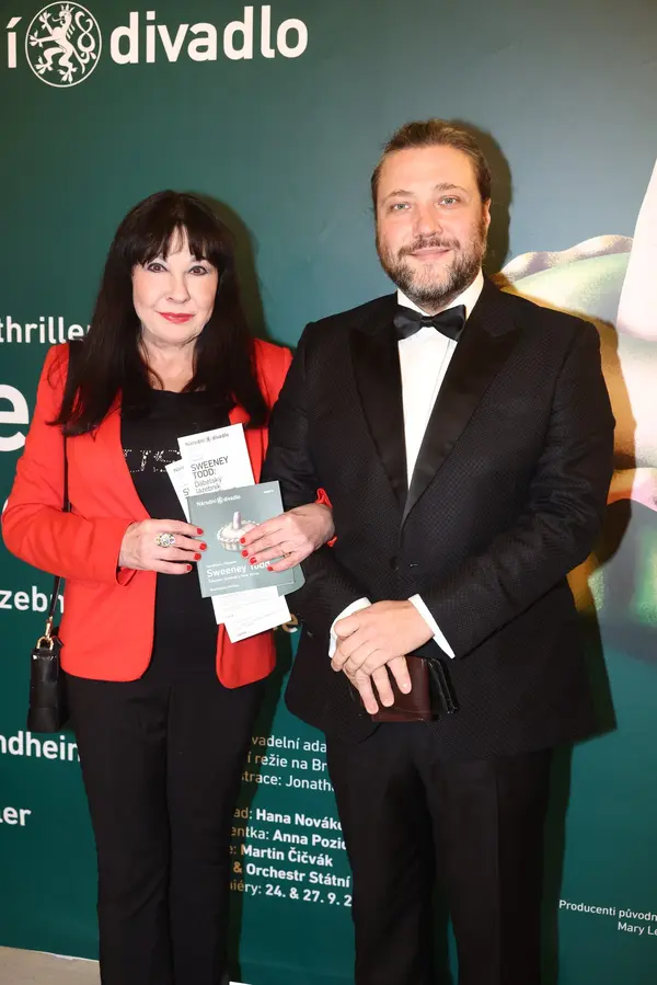 Dáda Patrasová po delší době ve společnosti: Usměvavá a jako ze škatulky zářila po boku syna. Byla nepřehlédnutelná! - fotka 1/1