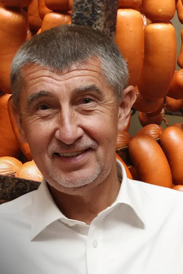 Super kachna: Rozbité ANO po volbách? Babiš se ohání Muskem, Vondráček označil voliče za hlupáky  - fotka 1/1
