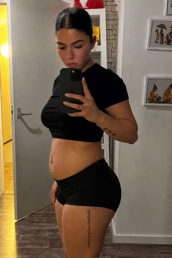 Po rozchodu je k nepoznání, přesto nezhubla ani kilo. Takhle s jejím tělem zamával stres ze vztahu - fotka 1/1