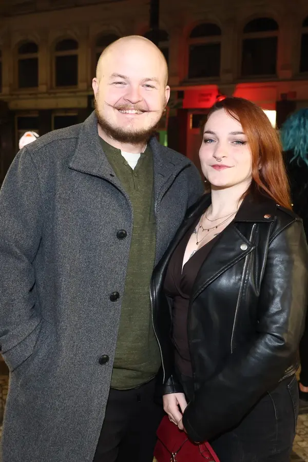 Láska mu svědčí! Artur Štaidl se pochlubil krásnou zrzkou, něžnostmi nešetřili - fotka 1/1
