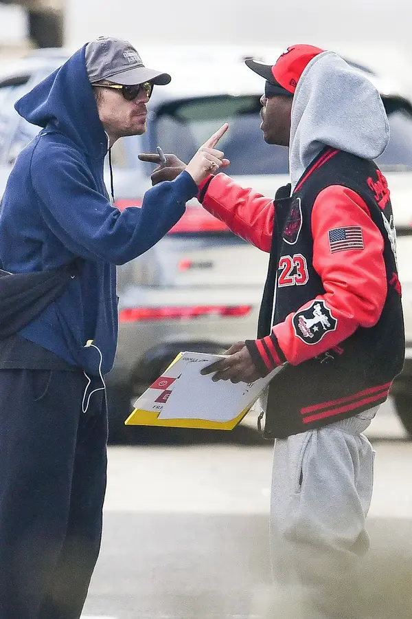 Harryho Stylese vytočil lovec autogramů: Bodyguard mohl během konfrontace jen přihlížet! - fotka 1/1